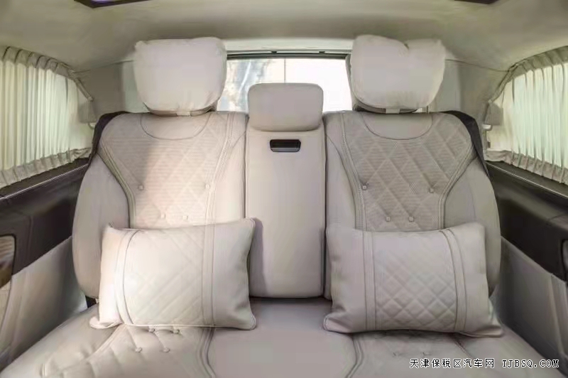 ?VS680奔馳V250邁巴赫版商務(wù)車 天津港雙十一超級(jí)優(yōu)惠   