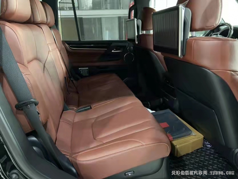 2021款雷卡薩斯LX570黑曜版 港口現(xiàn)車優(yōu)惠秒殺