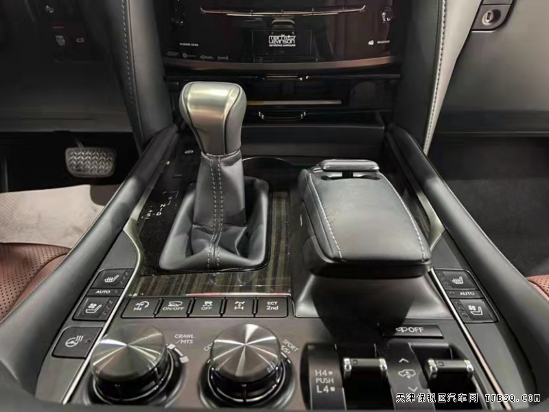 2021款雷卡薩斯LX570黑曜版 港口現(xiàn)車優(yōu)惠秒殺