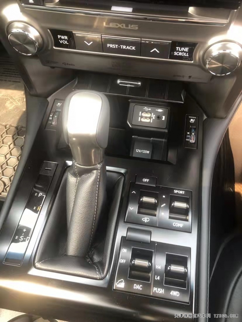 21款雷克薩斯GX460豪華包 現(xiàn)車威猛無(wú)比價(jià)格鉅惠