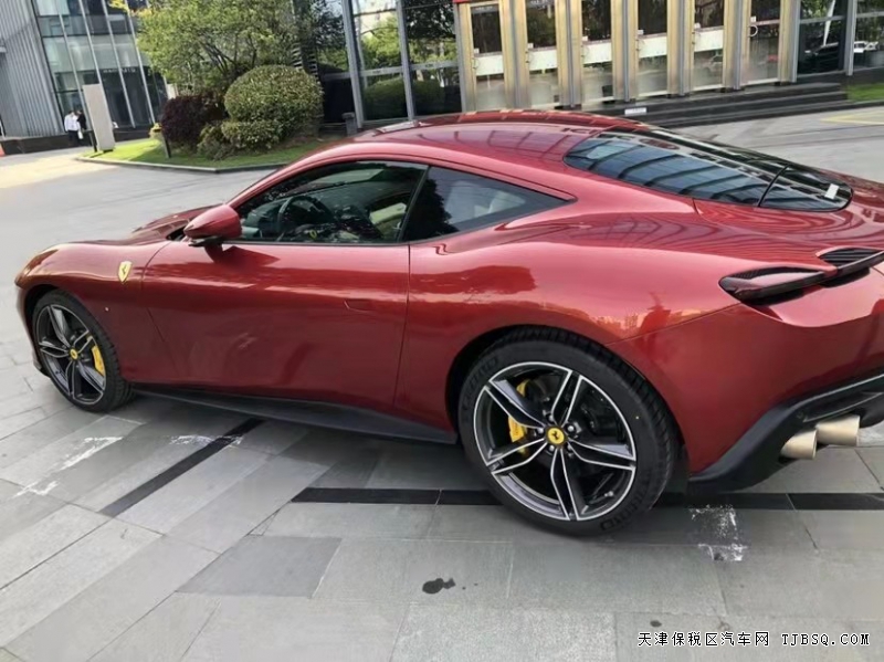 20款法拉利Roma 價格實惠展位現(xiàn)車