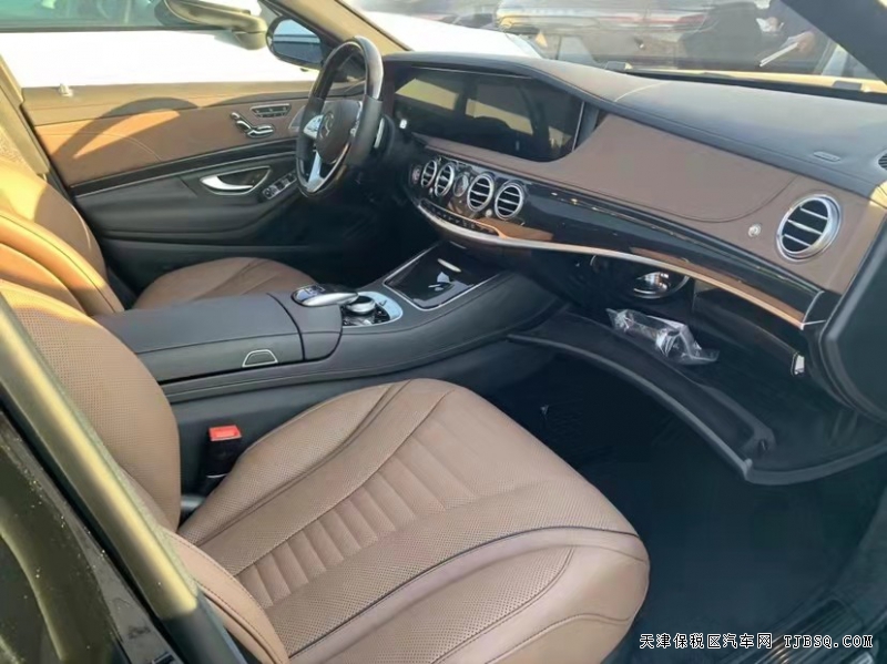 20款奔馳S560長(zhǎng)軸四驅(qū)    最新報(bào)價(jià)天津港口