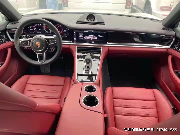 保時捷帕拉梅拉  國六現(xiàn)車全國分期