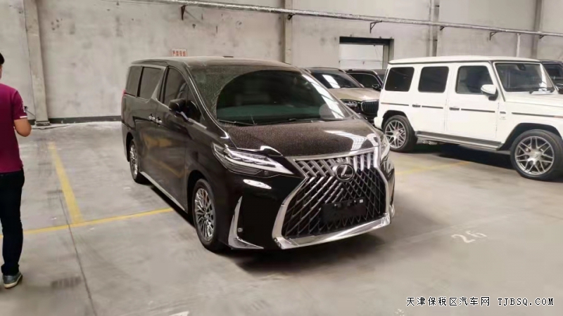 雷克薩斯LM350 七座商務(wù)車超級優(yōu)惠  