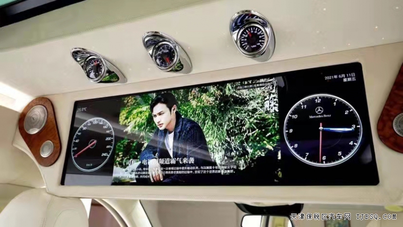 21款奔馳V260L升級黑金雙拼高頂商務車 商務洽談必備之選