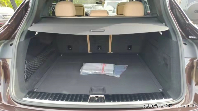 21款保時(shí)捷卡宴  3.0T  港口現(xiàn)車(chē)全國(guó)可分期