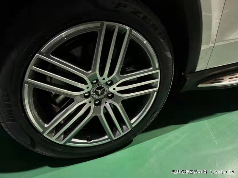 20款 奔馳GLS580 津港現(xiàn)車秒殺搶購中