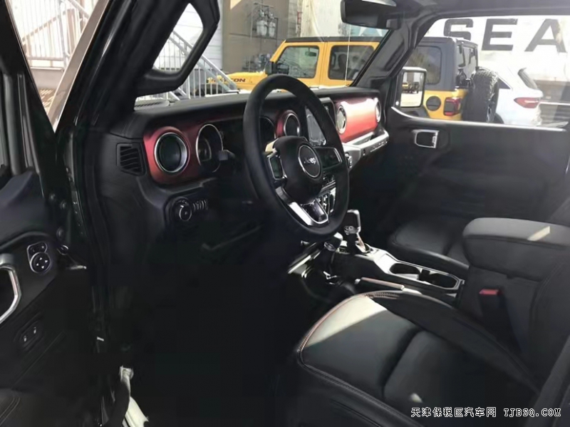 21款吉普牧馬人硬頂羅賓漢 越野車型中的強者