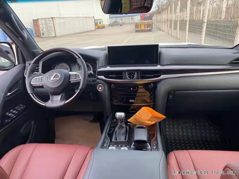 21款雷克薩斯LX570黑曜版?  現(xiàn)車優(yōu)惠不加價(jià)