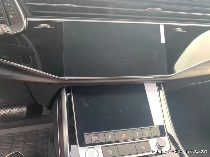 奧迪Q7  3.0T Komfort舒適版  稀缺棕色首秀