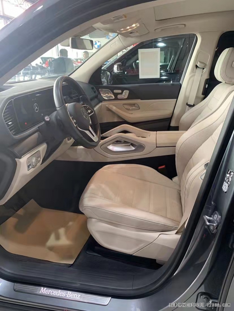  奔馳GLS580  天津港國(guó)六現(xiàn)車(chē)手續(xù)齊全