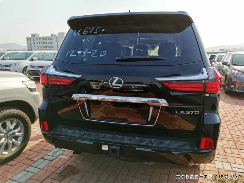 21款 雷克薩斯LX570 天津港裸利出售