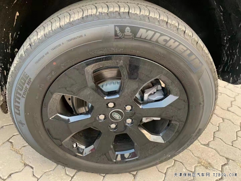 路虎衛(wèi)士 110 四門 天津港現(xiàn)車大幅降價