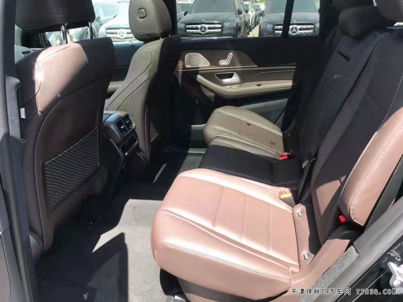21款美版奔馳GLS450  天津港現(xiàn)車手續(xù)齊價(jià)格實(shí)惠