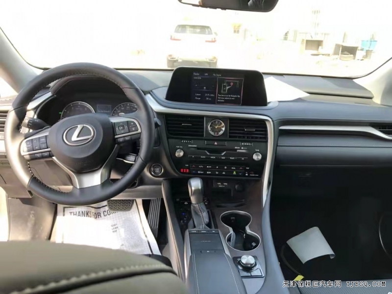 20款雷克薩斯RX350現(xiàn)車 港口最低報價