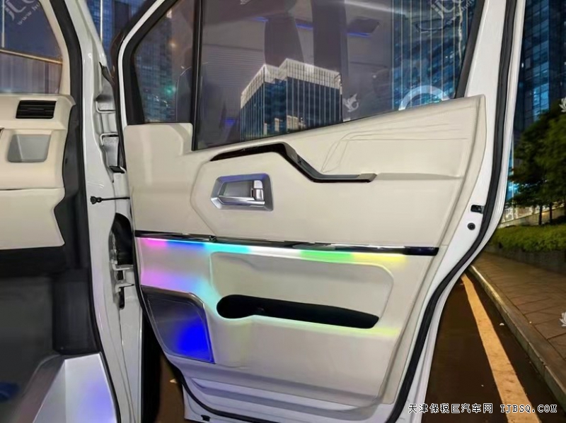進口豐田海獅九座商務車 年底特價熱賣