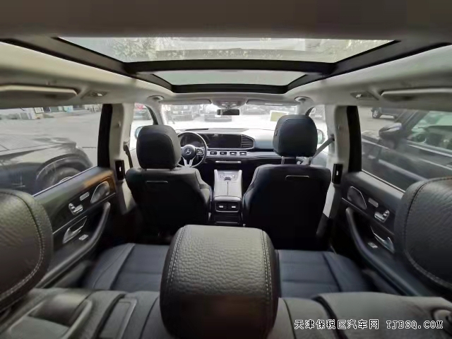20款墨版奔馳GLS580   天津港冬季鉅惠