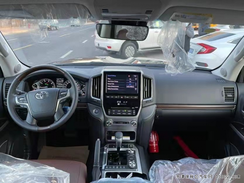 豐田酷路澤5700 VXR   津港年終清倉處理
