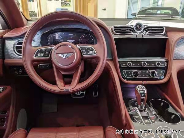 21款 賓利添越  4.0T 五座 展位現(xiàn)車最大優(yōu)惠放送 