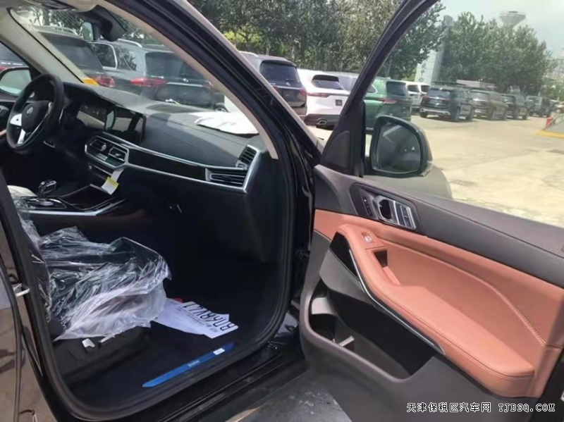 21款 寶馬X7 現(xiàn)車優(yōu)惠12月讓利購車