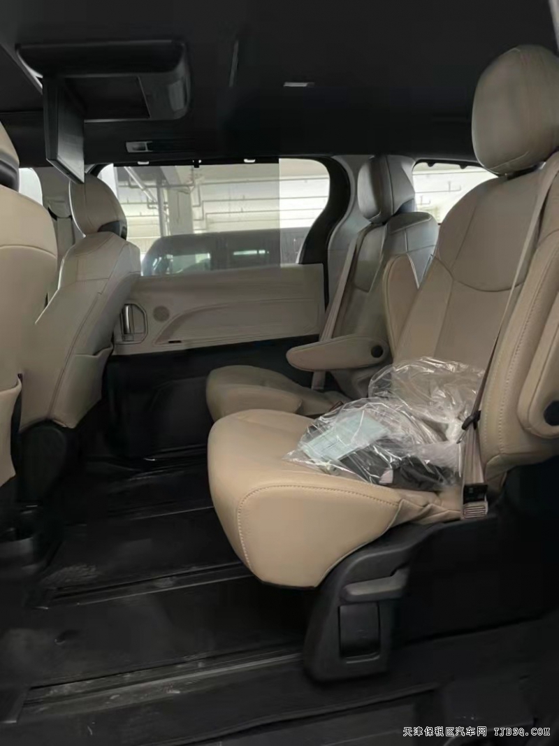21款豐田塞納3.5四驅(qū) 天津港現(xiàn)車實(shí)惠價(jià)