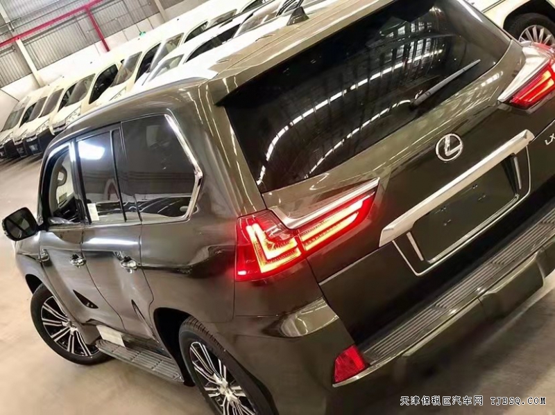 21款雷克薩斯LX570美版高配 港口現(xiàn)車特價190萬