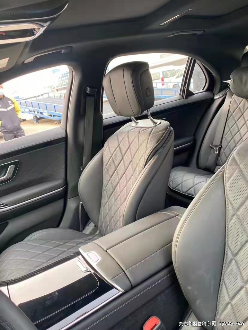 21款奔馳S500 長軸  國六現(xiàn)車最新報價詳情
