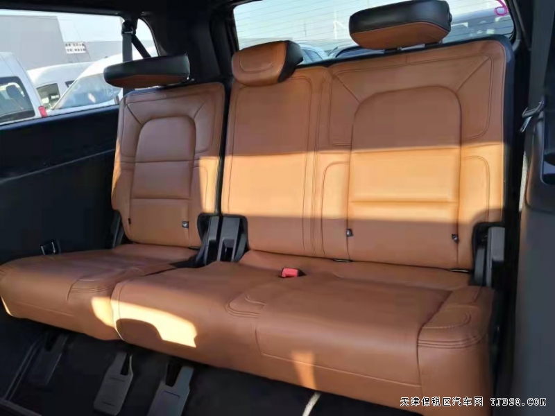 21款 林肯領航員四驅長軸版 現(xiàn)車降價鉅惠