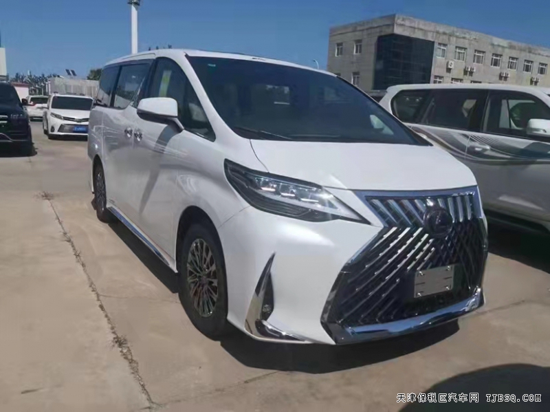 新款雷克薩斯LM300 港口現(xiàn)車(chē)四座七座均有貨155萬(wàn)起