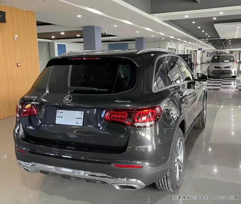 21款奔馳GLC300   港口現(xiàn)車最優(yōu)惠可分期
