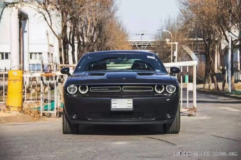 道奇挑戰(zhàn)者  3.6 SXT  購(gòu)車送豪禮一份