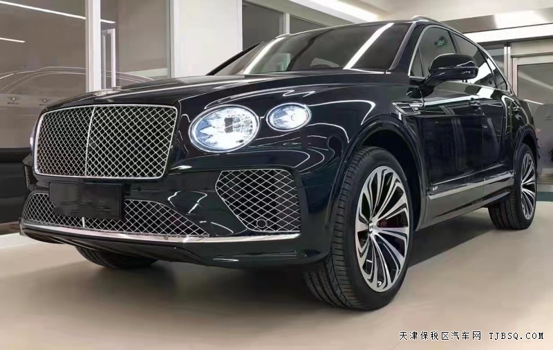 21款賓利添越  4.0T V8  天津港熱惠