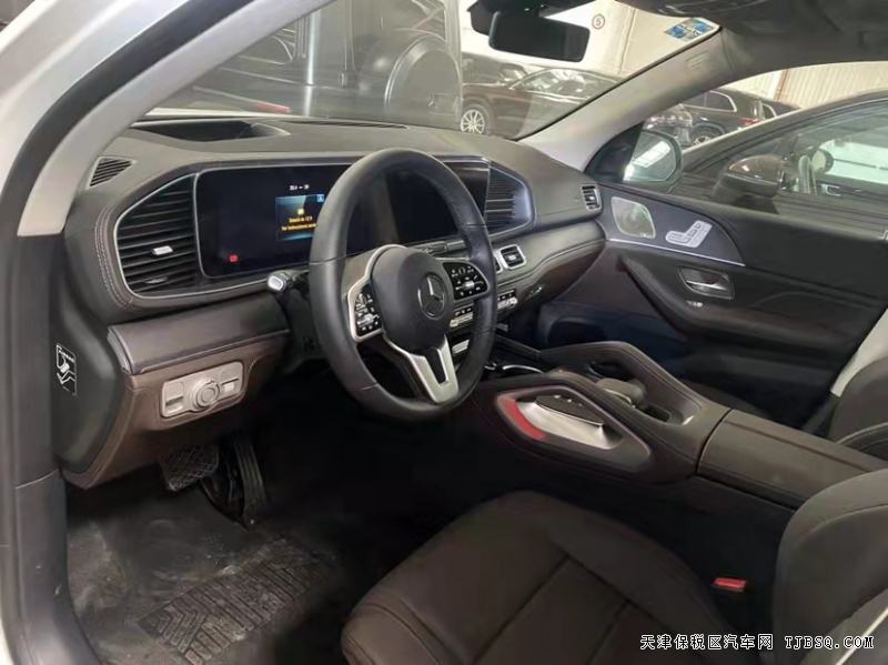 2021款 奔馳GLE450 天津港清倉(cāng)85萬(wàn)大甩 