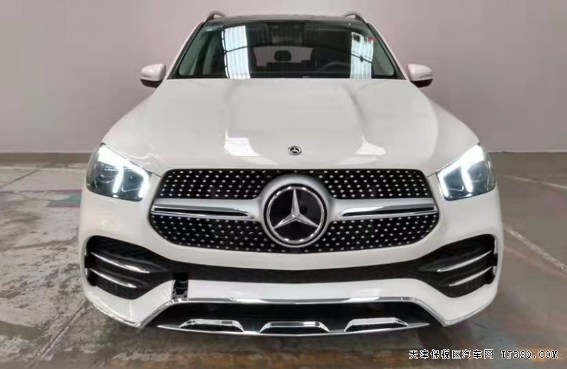 2021款 奔馳GLE450 天津港清倉(cāng)85萬(wàn)大甩 