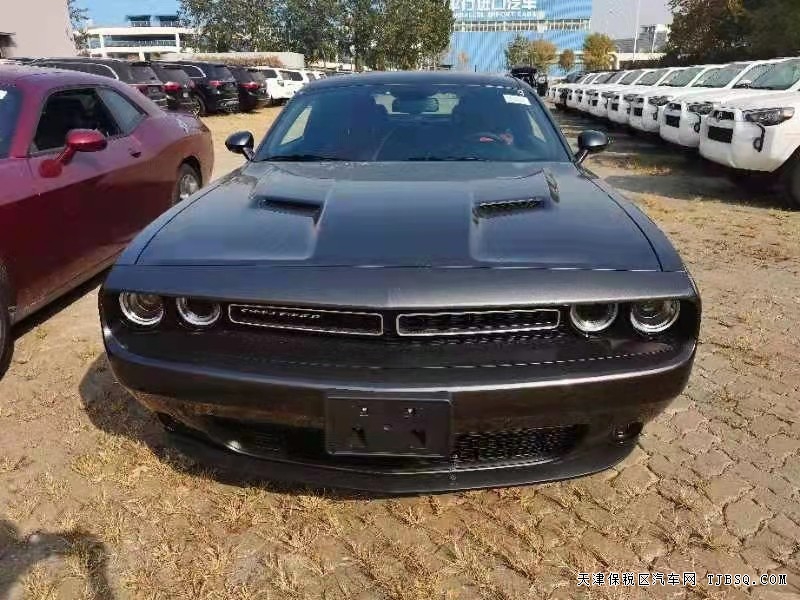 20款道奇挑戰(zhàn)者3.6 SXT  便宜出售 年底提車有豪禮