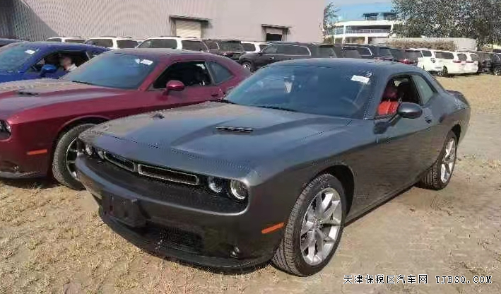 20款道奇挑戰(zhàn)者3.6 SXT  便宜出售 年底提車有豪禮