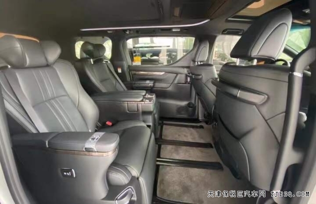 埃爾法 20款 3.5 兩驅(qū) Executive 頂配 臺(tái)灣版 現(xiàn)車132萬(wàn)
