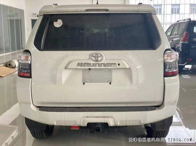 19款豐田超霸4.0SR5加版 港口現(xiàn)車特惠僅售59萬