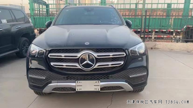 21款奔馳GLE350美版標(biāo)配 港口現(xiàn)車特價(jià)68萬