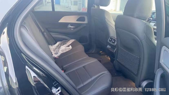 21款奔馳GLE350美版標(biāo)配 港口現(xiàn)車特價(jià)68萬