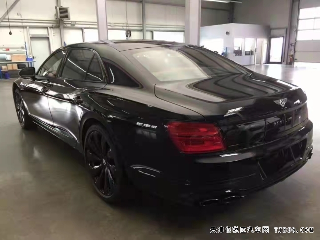 22款賓利飛馳 V8 黑耀版 FIying B標(biāo)志 368萬(wàn)