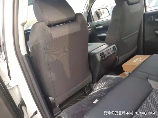 20款豐田坦途5.7 V8 TRD offroad 越野版特價(jià)56萬(wàn)