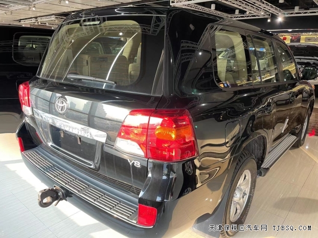 15款豐田酷路澤4500八缸 包牌價(jià)102萬天津港口現(xiàn)車