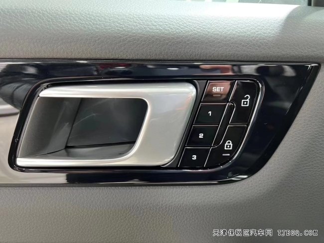 保時捷卡宴 港口特惠 94萬提車 