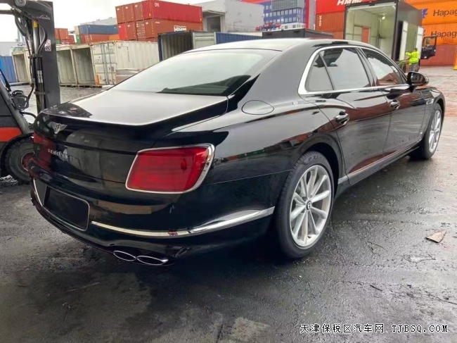 21歐規(guī)賓利飛馳 V8 港口最低價(jià) 329萬(wàn) 現(xiàn)車
