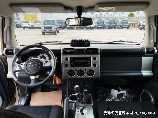 20款豐田酷路澤FJ4000 港口包牌特價(jià)72.5萬