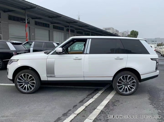 21款路虎創(chuàng)世加長 170萬提車 21款路虎創(chuàng)世加長 170萬提車