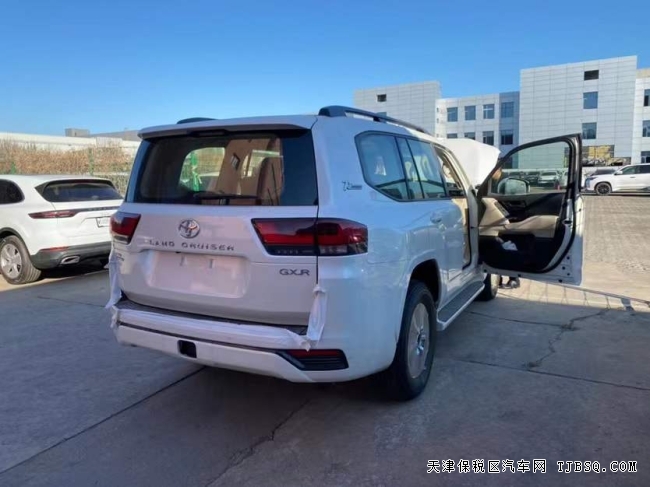 22款新款酷路澤LC300 3.5TT 12種配置 火熱預(yù)售中