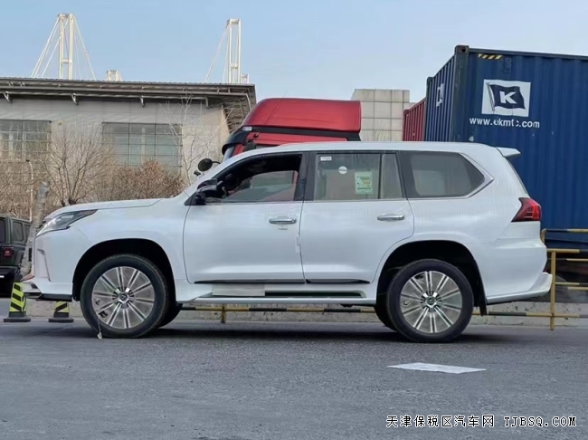 21款雷克薩斯LX570中東版 138升大油箱港口特價184萬
