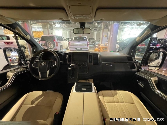 21款豐田海獅3.5豪華改裝版 港口現(xiàn)車特價68萬